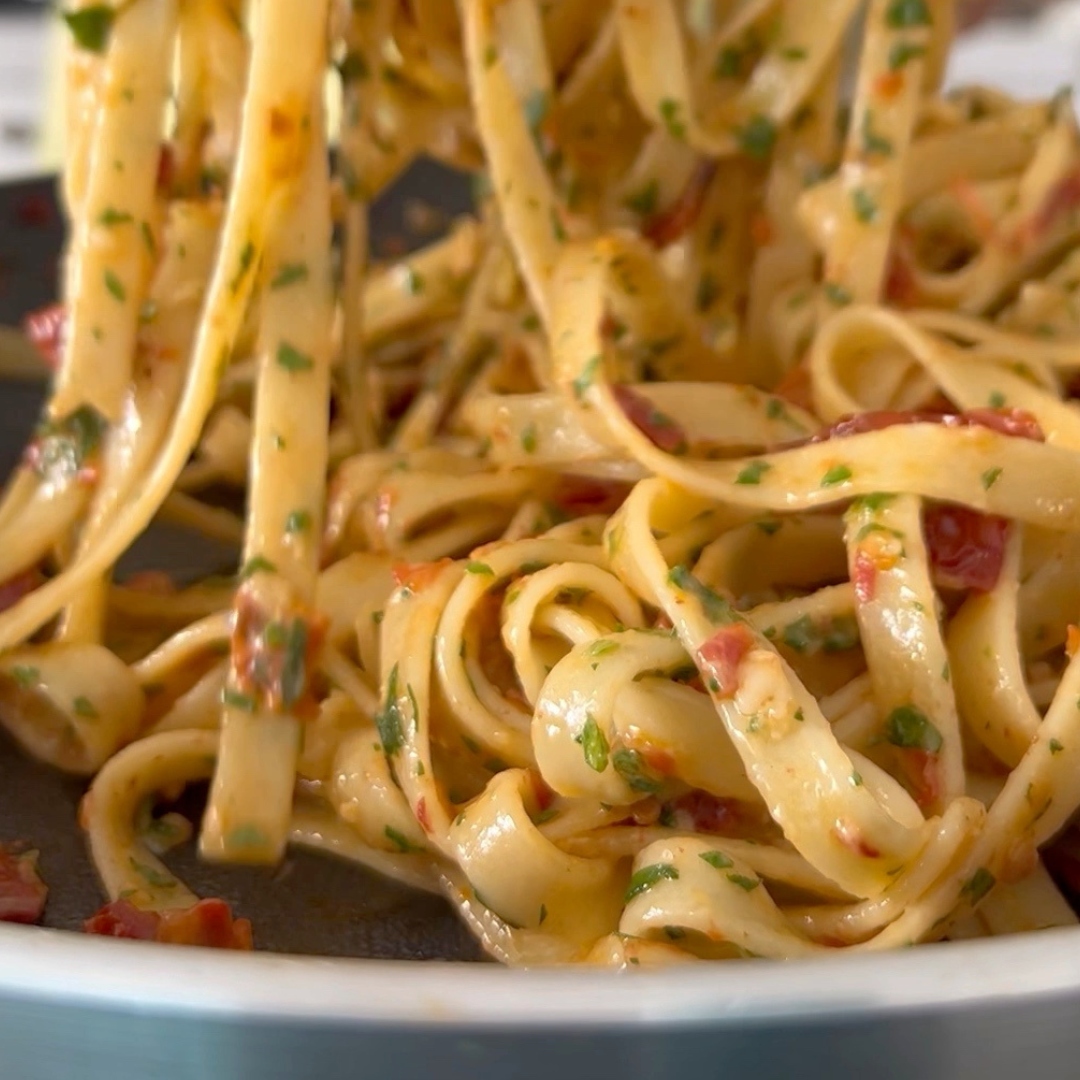 sun-dried tomato pasta